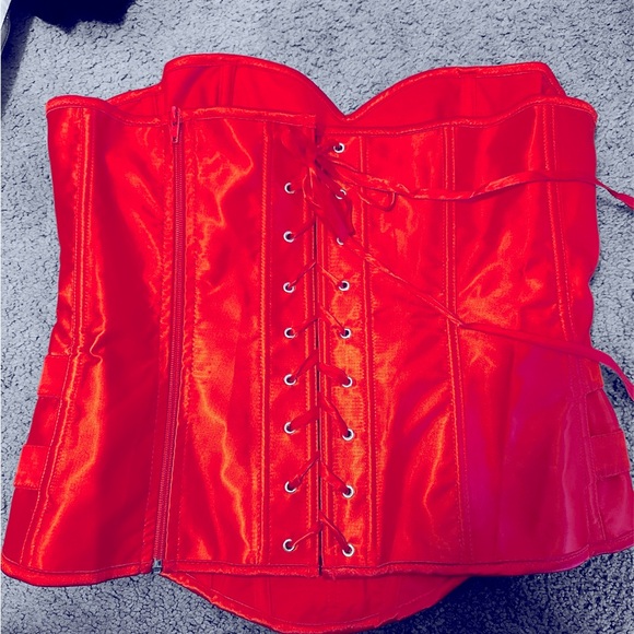 Shirley of Hollywood lace up or zip up red corset - Picture 6 of 8